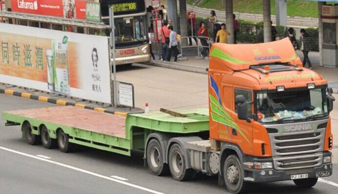 中澳物流平板車，中澳物流吊機(jī)車，中澳物流矮排車